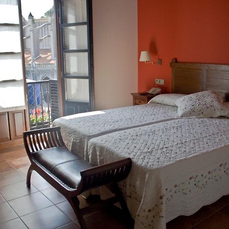Hotel Palacio Oxangoiti Лекеитио Стая снимка