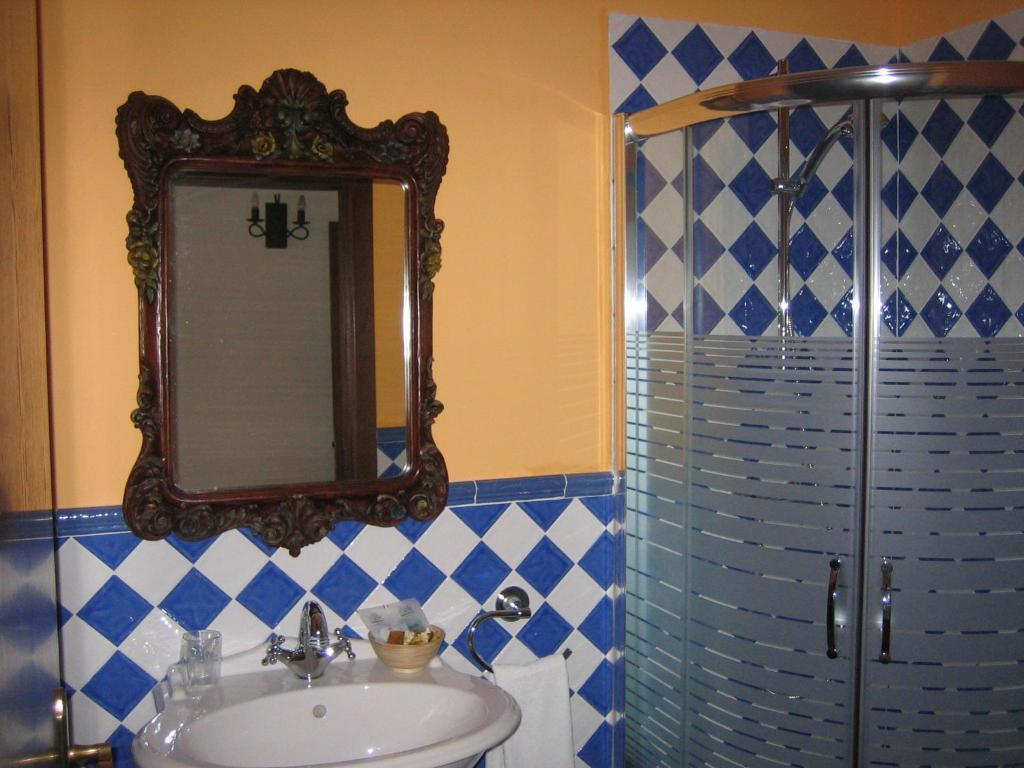Hotel Palacio Oxangoiti Лекеитио Стая снимка
